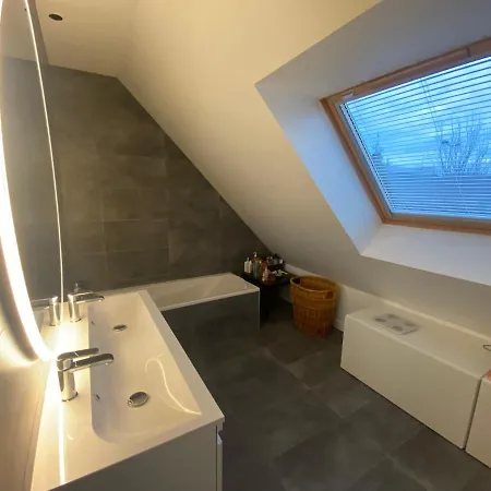 Maison Calme Au Coeur De La *